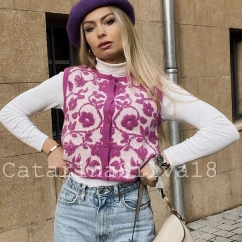 Zara Floral Knit Vest - Picture 3 of 5